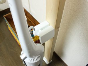 eufy-HomeVac-壁取り付け具